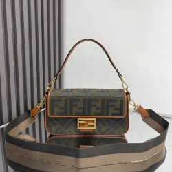 Fendi  0117
