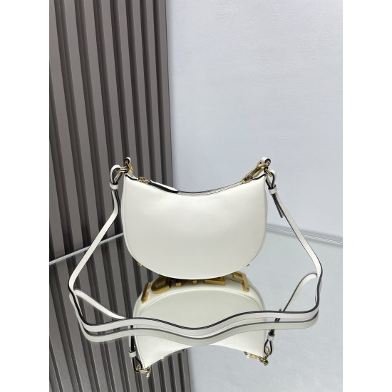 Fendi  0093
