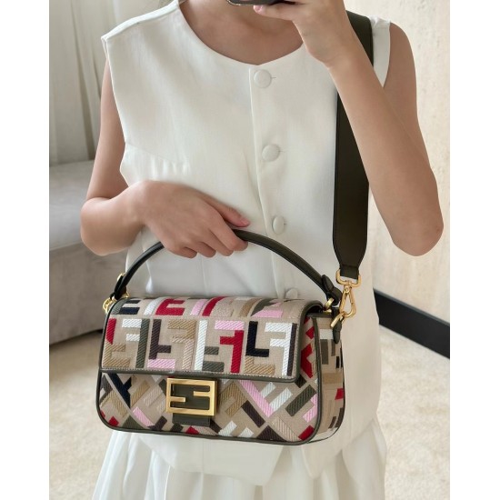 Fendi 0102 Fendi 0102