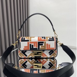 Fendi  0108