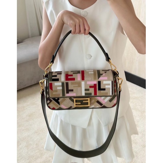 Fendi 0102 Fendi 0102