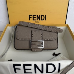 Fendi  0039