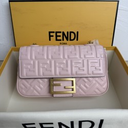 Fendi  0022