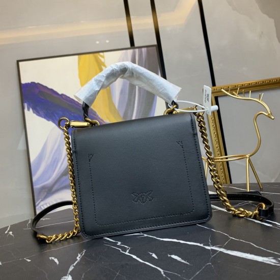 Pinko bag iten No: 66601 price:75 US dollar Pinko bag iten No: 66601 price:75 US dollar