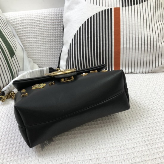 Pinko bag  iten No:66604 price：85 US dollar