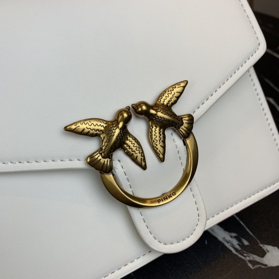 Pinko bag iten No: 66601 price:75 US dollar Pinko bag iten No: 66601 price:75 US dollar