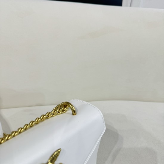 Pinko bags iten No：  price： 60 US dollar