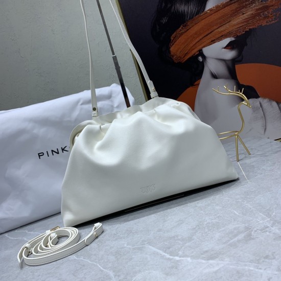 Pinko bag iten No:H021030 price:105 US dollar Pinko bag iten No:H021030 price:105 US dollar