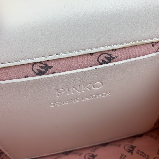 Pinko bag iten No: 66602 price:80 US dollar Pinko bag iten No: 66602 price:80 US dollar