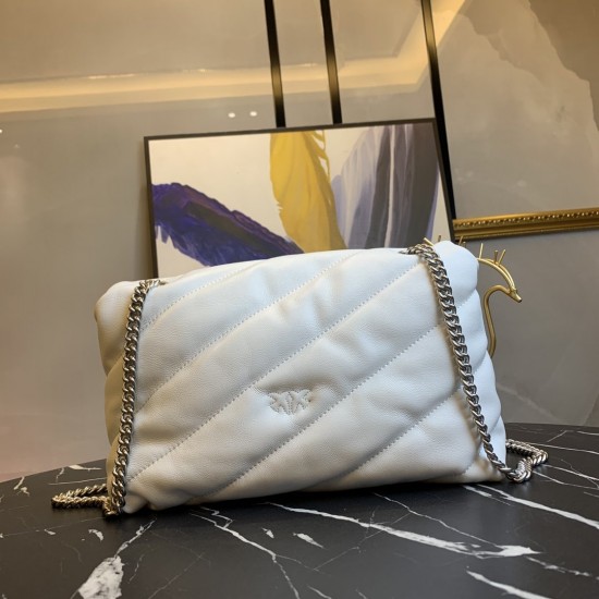 Pinko bag iten No: price:90 US dollar Pinko bag iten No: price:90 US dollar