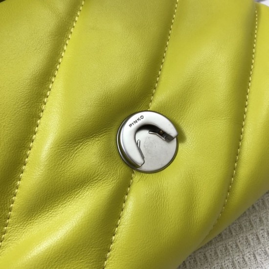 Pinko bag iten No:21010/21011 price:90/95 US dollar Pinko bag iten No:21010/21011 price:90/95 US dollar