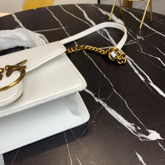 Pinko bag iten No: 66601 price:75 US dollar Pinko bag iten No: 66601 price:75 US dollar