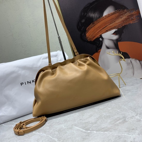 Pinko bag iten No:H021030 price:105 US dollar Pinko bag iten No:H021030 price:105 US dollar