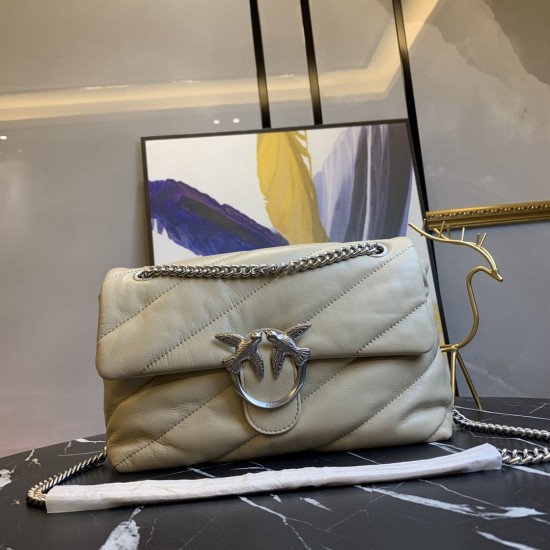 Pinko bag iten No: price:90 US dollar Pinko bag iten No: price:90 US dollar