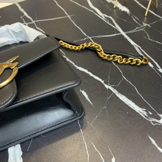 Pinko bag iten No: 66601 price:75 US dollar Pinko bag iten No: 66601 price:75 US dollar