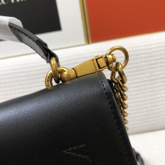 Pinko bag iten No:H02026 price:80 US dollar Pinko bag iten No:H02026 price:80 US dollar