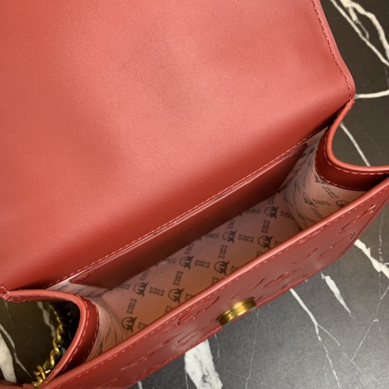Pinko bag iten No: 66602 price:80 US dollar Pinko bag iten No: 66602 price:80 US dollar