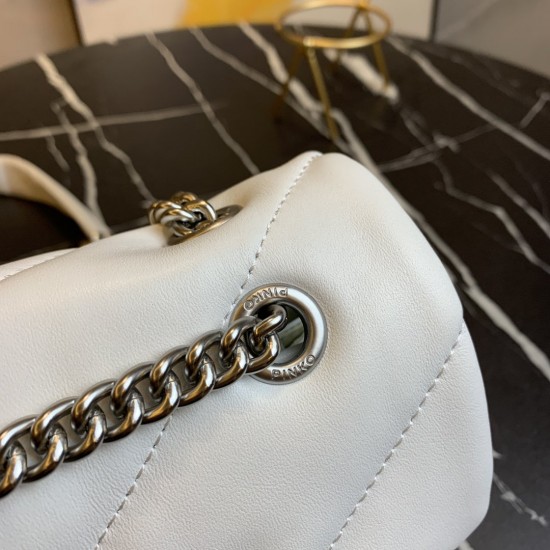 Pinko bag iten No: price:90 US dollar Pinko bag iten No: price:90 US dollar