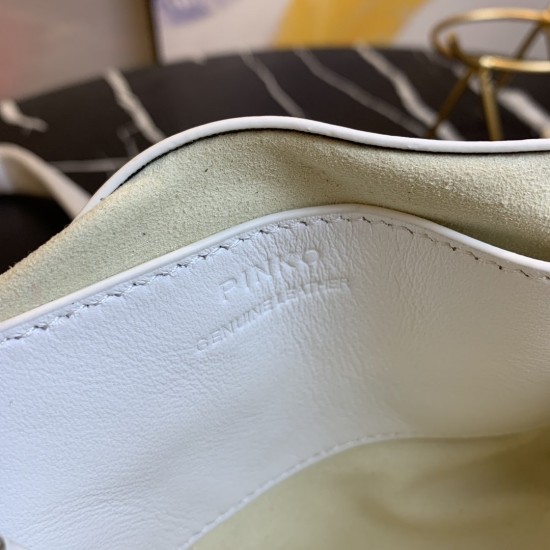 Pinko bag iten No: price:90 US dollar Pinko bag iten No: price:90 US dollar