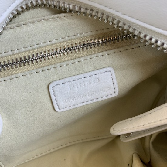 Pinko bag iten No:021025 price:105 US dollar Pinko bag iten No:021025 price:105 US dollar