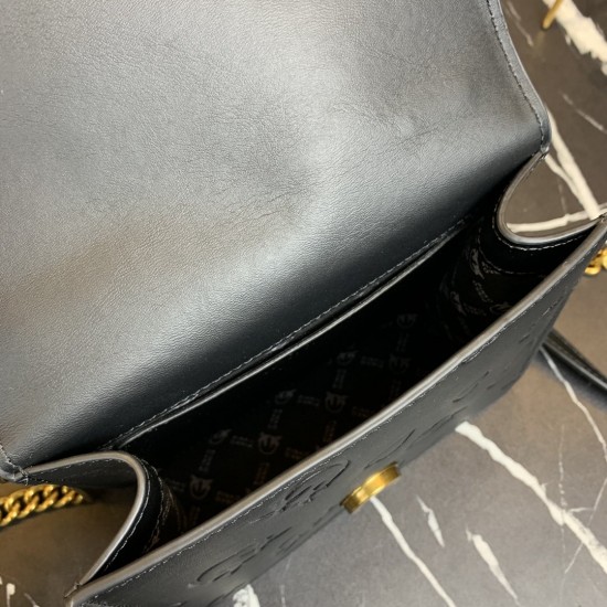 Pinko bag iten No: 66602 price:80 US dollar Pinko bag iten No: 66602 price:80 US dollar