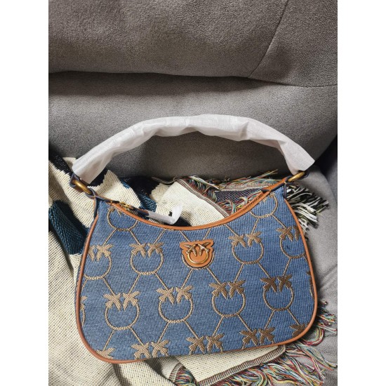 Pinko 8870YM270 Axillary bag Pinko 8870YM270 Axillary bag