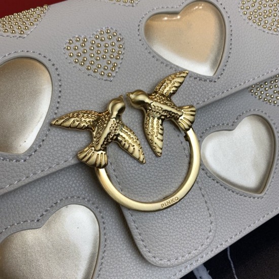 Pinko bag iten No:66606 price:75/80 US dollar Pinko bag iten No:66606 price:75/80 US dollar