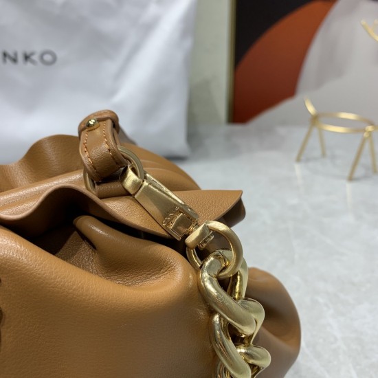 Pinko bag iten No:H021030 price:90 US dollar Pinko bag iten No:H021030 price:90 US dollar