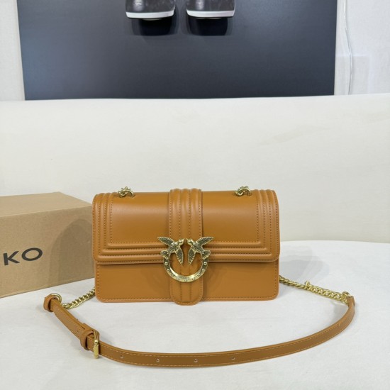 Pinko bags iten No: price: 60 US dollar Pinko bags iten No: price: 60 US dollar