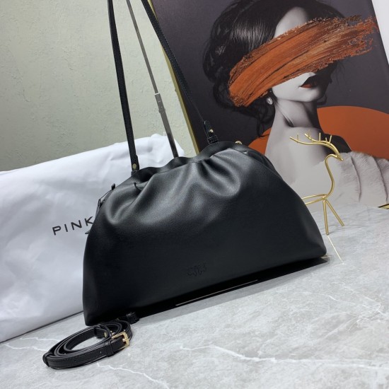Pinko bag iten No:H021030 price:105 US dollar Pinko bag iten No:H021030 price:105 US dollar