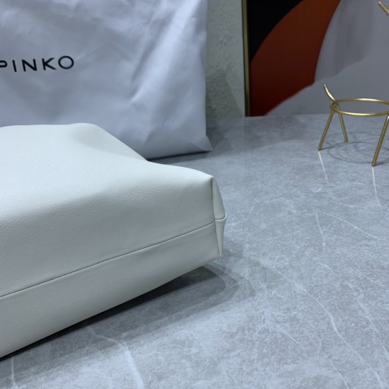 Pinko bag iten No:H021030 price:105 US dollar Pinko bag iten No:H021030 price:105 US dollar