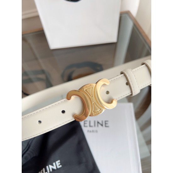 c line 女士皮带,小牛皮质感搭配独特凯旋门扣 c line 女士皮带,小牛皮质感搭配独特凯旋门扣