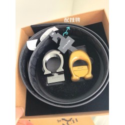 coach蔻驰 高品质  3.7cm 高真空电镀五金 ， 可双面使用 旋转扣 双扣套装 配专柜挂牌及包装礼盒