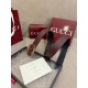 w12280 两色双面小牛皮腰带。配饰继续引领Gucci全新系列的潮流,以独具匠心的丰富细节和实用功能演绎出众品质。皮带宽度4.0CM。w12290 w12280 两色双面小牛皮腰带。配饰继续引领Gucci全新系列的潮流,以独具匠心的丰富细节和实用功能演绎出众品质。皮带宽度4.0CM。w12290