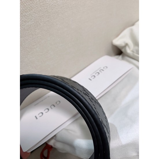 C12280 原版小牛皮搭配旋转扣 C12280 原版小牛皮搭配旋转扣