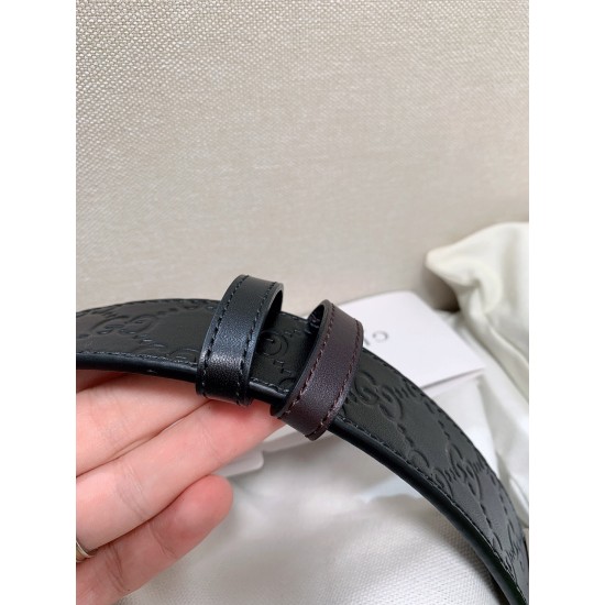 C12280 原版小牛皮搭配旋转扣 C12280 原版小牛皮搭配旋转扣