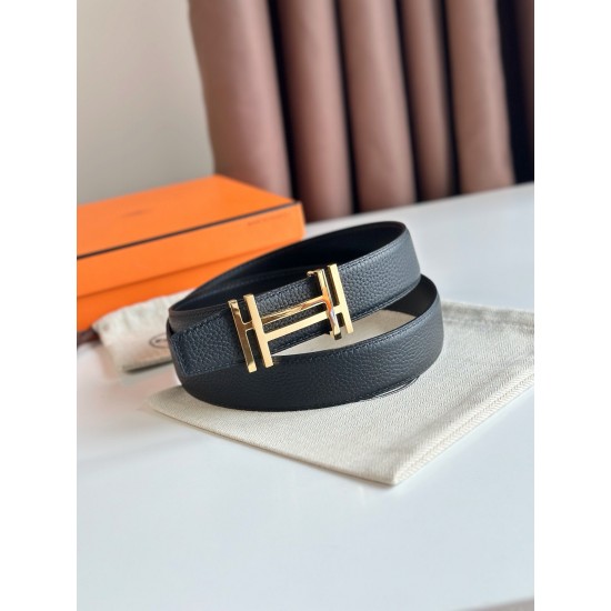 HERMES 宽度:3.2cm,两面用腰带BOUCLE DE CEINTURE H AU CARRÉ & CUIR DE CEINTURE RÉVERSIBLE 精致五金搭配Togo皮带身 黑色 m1 HERMES 宽度:3.2cm,两面用腰带BOUCLE DE CEINTURE H AU CARRÉ & CUIR DE CEINTURE RÉVERSIBLE 精致五金搭配Togo皮带身 黑色 m1
