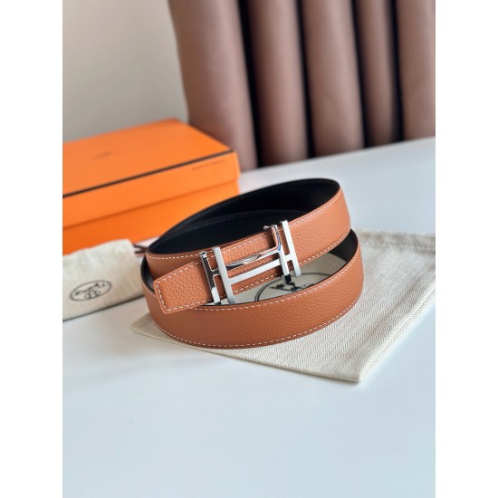 HERMES 宽度:3.2cm,两面用腰带BOUCLE DE CEINTURE H AU CARRÉ & CUIR DE CEINTURE RÉVERSIBLE 精致五金搭配Togo皮带身棕色 m12 HERMES 宽度:3.2cm,两面用腰带BOUCLE DE CEINTURE H AU CARRÉ & CUIR DE CEINTURE RÉVERSIBLE 精致五金搭配Togo皮带身棕色 m12