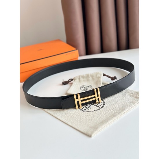 HERMES 宽度:3.2cm,两面用腰带BOUCLE DE CEINTURE H AU CARRÉ & CUIR DE CEINTURE RÉVERSIBLE 精致五金搭配Togo皮带身 黑色 m1 HERMES 宽度:3.2cm,两面用腰带BOUCLE DE CEINTURE H AU CARRÉ & CUIR DE CEINTURE RÉVERSIBLE 精致五金搭配Togo皮带身 黑色 m1