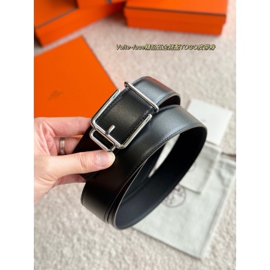 ❤️款 Volte-face 精品五金 搭配进口togo皮 宽度38MM 以其精湛工艺高品质材料和经典设计备受推崇 是男士腰带顶级选择 简约大气 适合商务和休闲场合 产品手感细腻 不仅是实用配饰 更是 ❤️款 Volte-face 精品五金 搭配进口togo皮 宽度38MM 以其精湛工艺高品质材料和经典设计备受推崇 是男士腰带顶级选择 简约大气 适合商务和休闲场合 产品手感细腻 不仅是实用配饰 更是