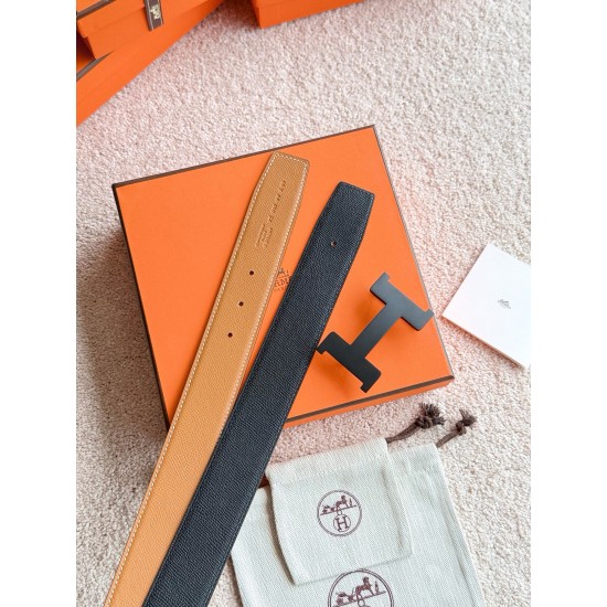Constance  精品五金 搭配进口epsom皮 黑➕金棕 宽度38MM 以其精湛工艺高品质材料和经典设计备受推崇 是男士腰带顶级选择 简约大气 适合商务和休闲场合 产品手感细腻 不仅是实用配饰