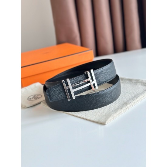 HERMES 宽度:3.2cm,两面用腰带BOUCLE DE CEINTURE H AU CARRÉ & CUIR DE CEINTURE RÉVERSIBLE 精致五金搭配Togo皮带身 黑色 m1 HERMES 宽度:3.2cm,两面用腰带BOUCLE DE CEINTURE H AU CARRÉ & CUIR DE CEINTURE RÉVERSIBLE 精致五金搭配Togo皮带身 黑色 m1