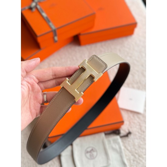 H Striee 精品五金 搭配进口Epsom皮 宽度32MM 手感柔软細膩 ❤️ m12490