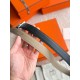 MY H 精品五金 搭配进口epsom皮 宽度24MM Hermes女款腰带以其精湛工艺高品质材料和经典设计备受推崇 是女士腰带顶级选择 简约大气 产品手感细腻 不仅是实用配饰 更能为整体造型增添亮点 MY H 精品五金 搭配进口epsom皮 宽度24MM Hermes女款腰带以其精湛工艺高品质材料和经典设计备受推崇 是女士腰带顶级选择 简约大气 产品手感细腻 不仅是实用配饰 更能为整体造型增添亮点