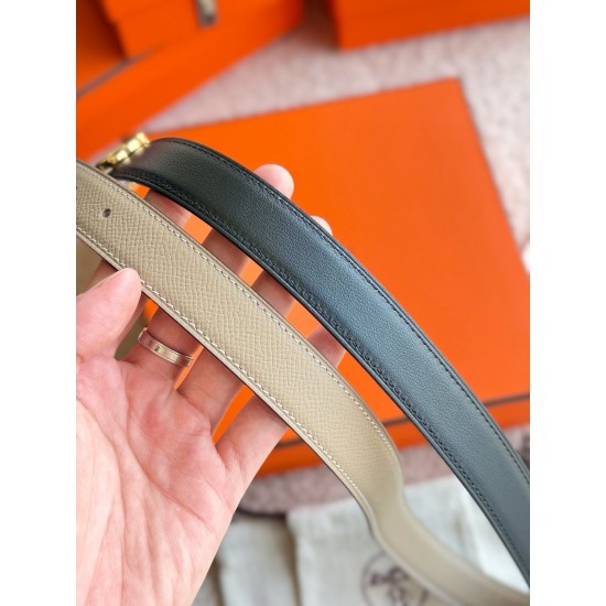 MAILLON 精品五金 搭配进口Epsom 皮 宽度24MM Hermes女款腰带以其精湛工艺高品质材料和经典设计备受推崇 是女士腰带顶级选择 简约大气 产品手感细腻 不仅是实用配饰 更能为整体造型 MAILLON 精品五金 搭配进口Epsom 皮 宽度24MM Hermes女款腰带以其精湛工艺高品质材料和经典设计备受推崇 是女士腰带顶级选择 简约大气 产品手感细腻 不仅是实用配饰 更能为整体造型