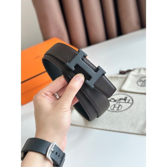 m22600 5382 鍍鈀五金搭配Togo皮带身 32mm 黑巧克力 m22600 5382 鍍鈀五金搭配Togo皮带身 32mm 黑巧克力