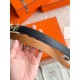 MY H 精品五金 搭配进口epsom皮 宽度24MM Hermes女款腰带以其精湛工艺高品质材料和经典设计备受推崇 是女士腰带顶级选择 简约大气 产品手感细腻 不仅是实用配饰 更能为整体造型增添亮点 MY H 精品五金 搭配进口epsom皮 宽度24MM Hermes女款腰带以其精湛工艺高品质材料和经典设计备受推崇 是女士腰带顶级选择 简约大气 产品手感细腻 不仅是实用配饰 更能为整体造型增添亮点