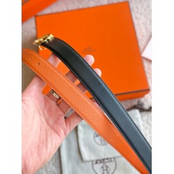 MAILLON 精品五金 搭配进口Epsom 皮 宽度24MM Hermes女款腰带以其精湛工艺高品质材料和经典设计备受推崇 是女士腰带顶级选择 简约大气 产品手感细腻 不仅是实用配饰 更能为整体造型