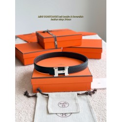 Mini Constance 精品五金 搭配进口togo皮 宽度24MM Hermes女款腰带以其精湛工艺高品质材料和经典设计备受推崇 是女士腰带顶级选择 简约大气 产品手感细腻 不仅是实用配饰 更能
