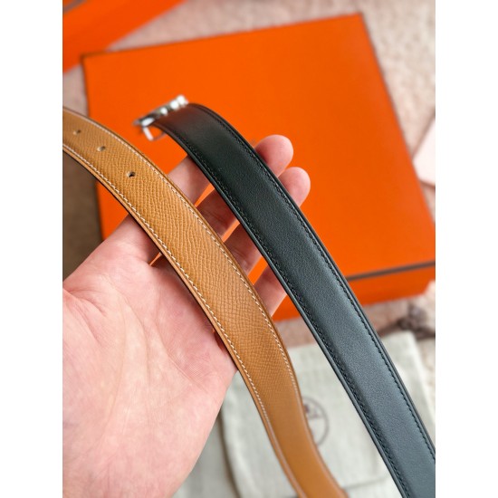 MAILLON 精品五金 搭配进口Epsom 皮 宽度24MM Hermes女款腰带以其精湛工艺高品质材料和经典设计备受推崇 是女士腰带顶级选择 简约大气 产品手感细腻 不仅是实用配饰 更能为整体造型 MAILLON 精品五金 搭配进口Epsom 皮 宽度24MM Hermes女款腰带以其精湛工艺高品质材料和经典设计备受推崇 是女士腰带顶级选择 简约大气 产品手感细腻 不仅是实用配饰 更能为整体造型